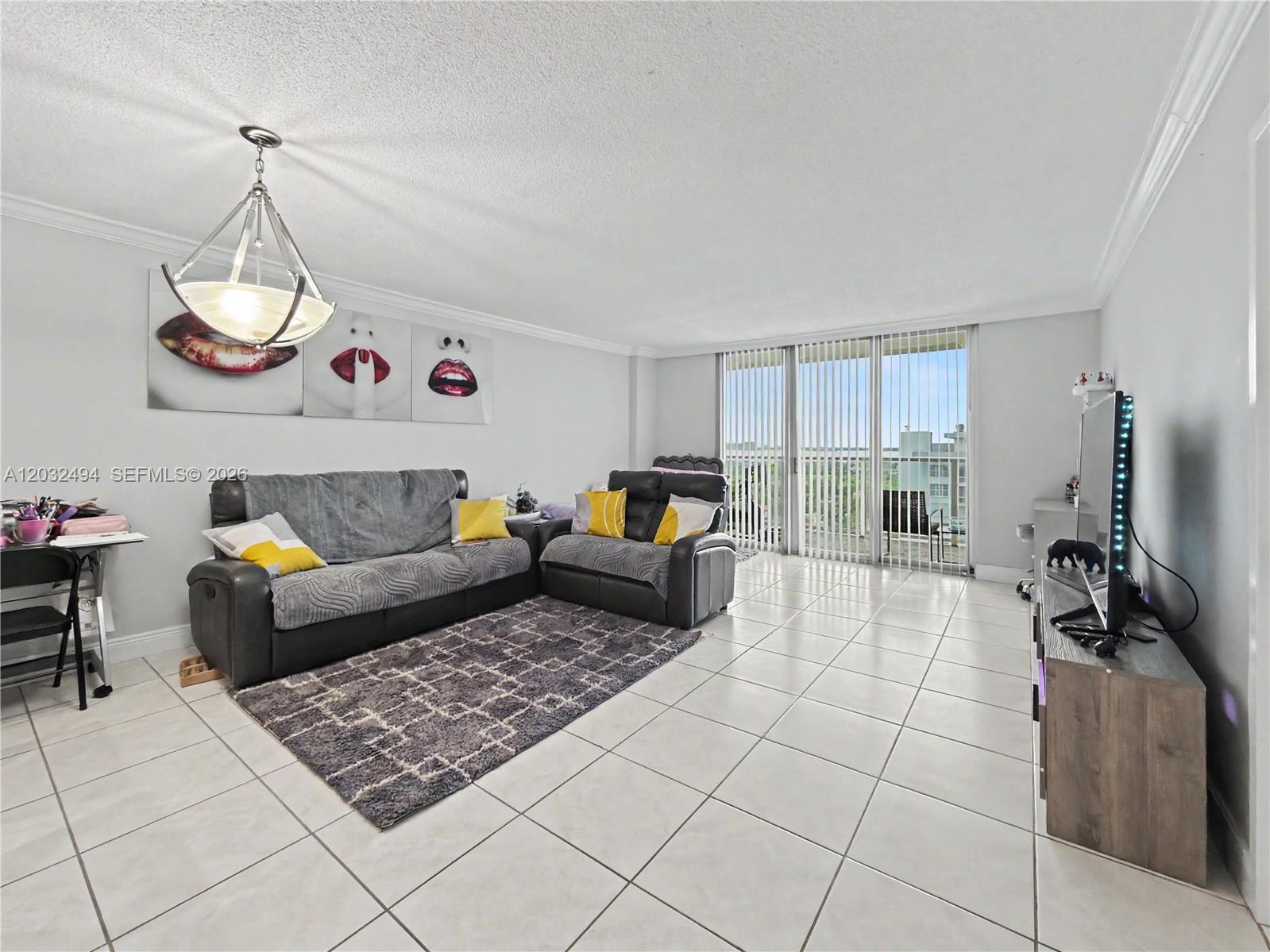 5701 Collins Ave 1711 Property Photo 7