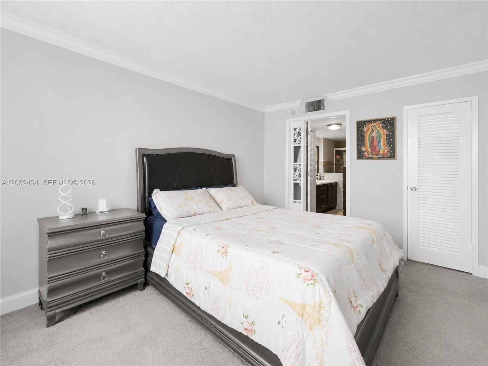 5701 Collins Ave 1711 Property Photo 12