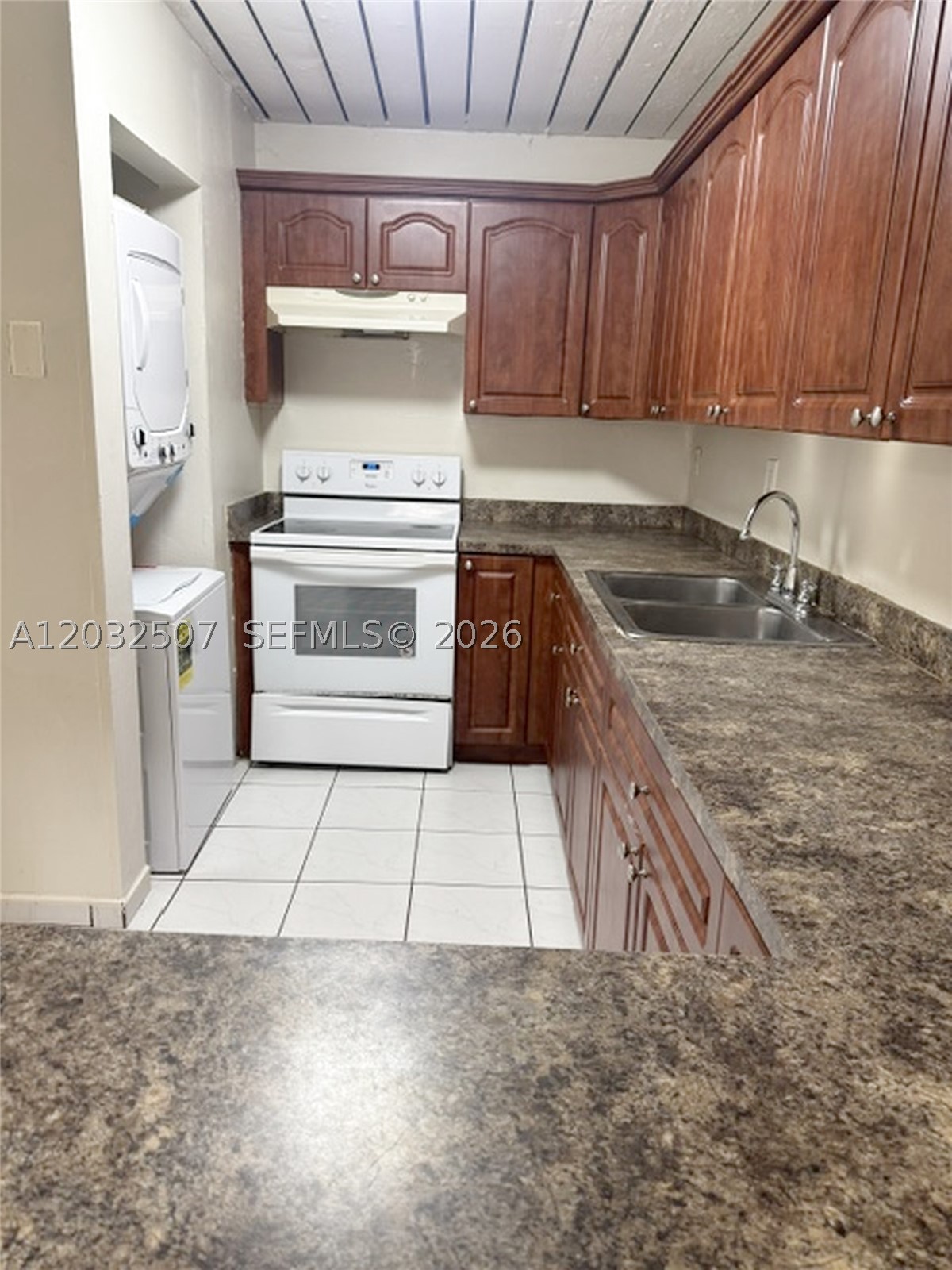 10000 Nw 80th Ct 2249 Property Photo 2