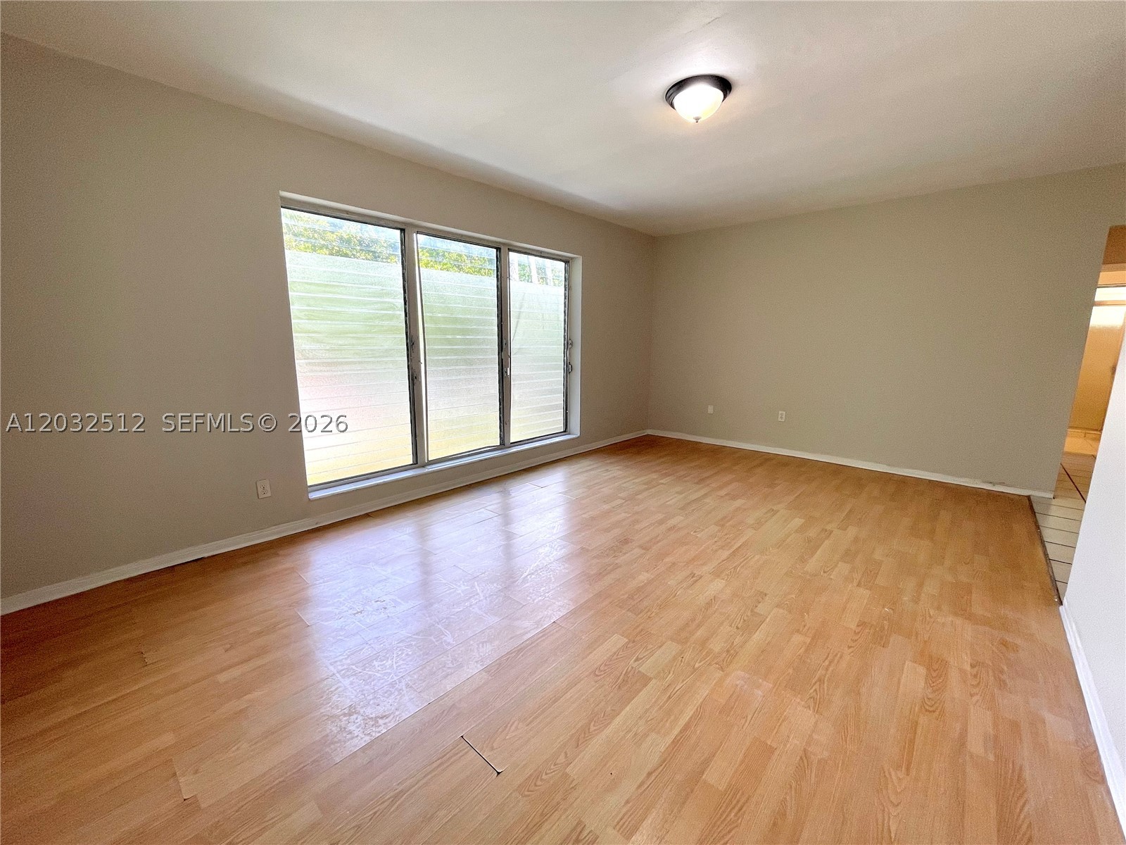 825 Euclid Ave 9 Property Photo 1