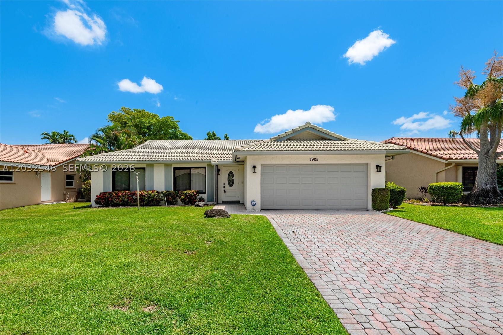 7905 Cloverfield Cir Property Photo 1