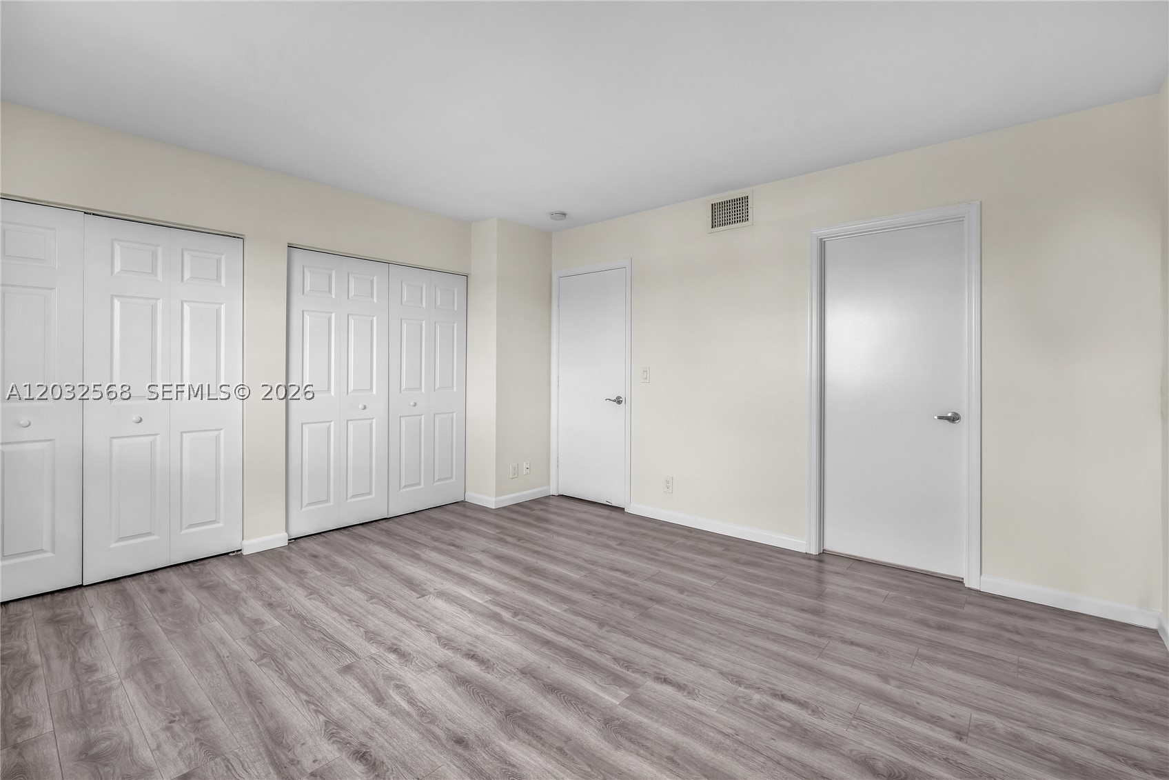 3698 San Simeon Cir Property Photo 12