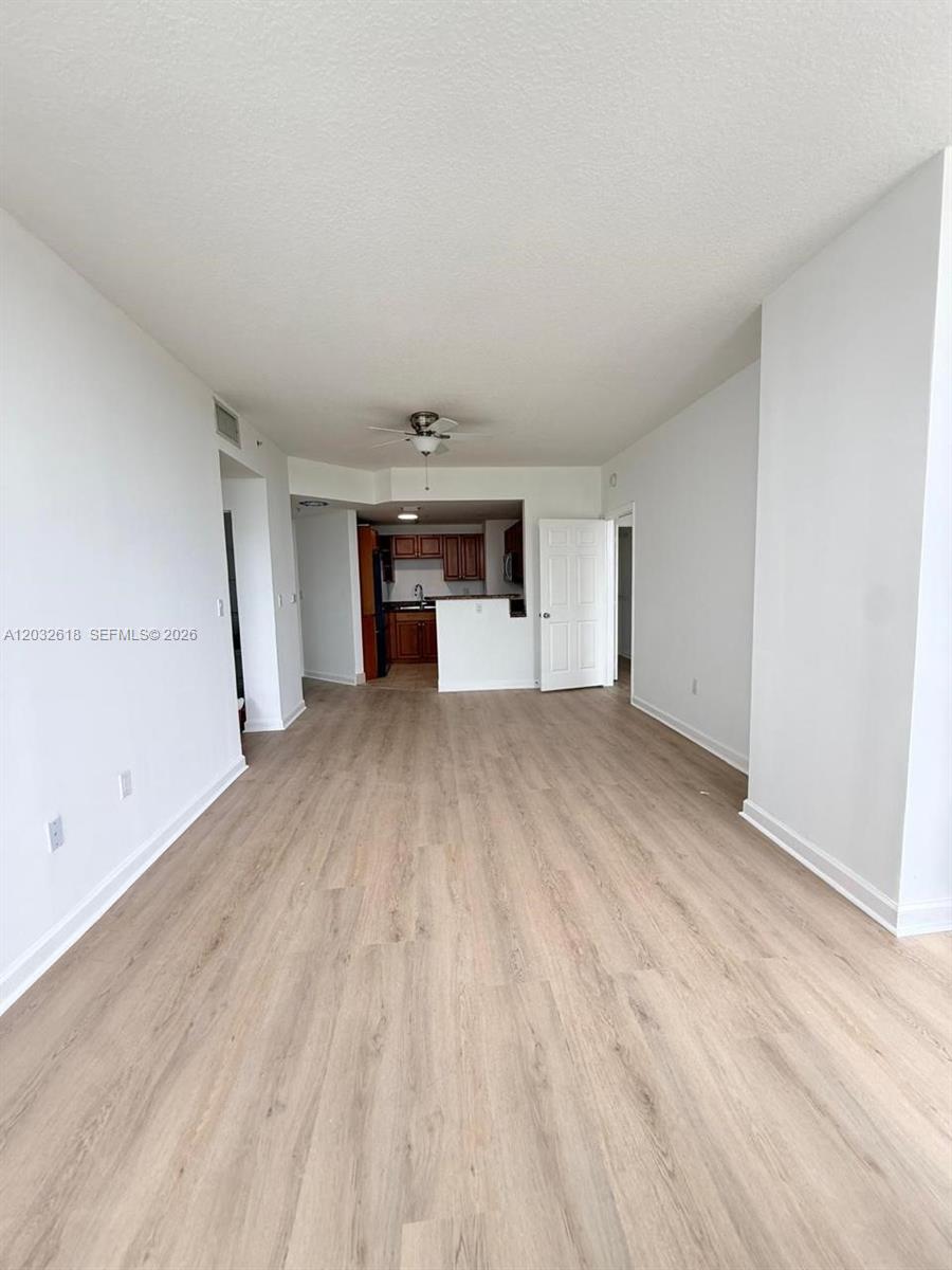 357 Almeria Ave 802 Property Photo 10