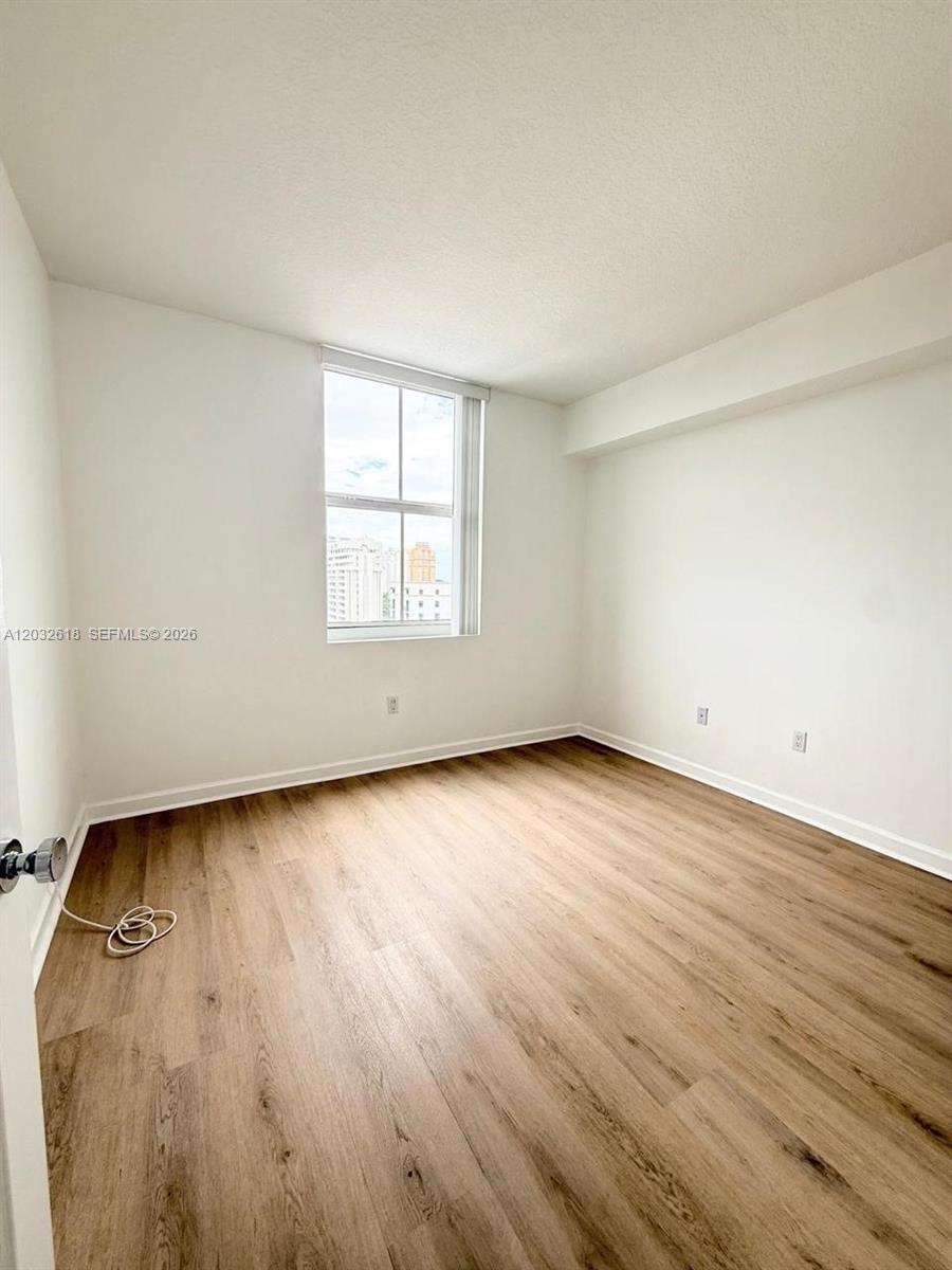 357 Almeria Ave 802 Property Photo 23