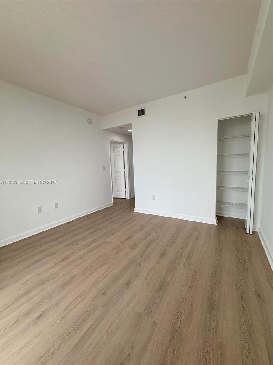 357 Almeria Ave 802 Property Photo 19