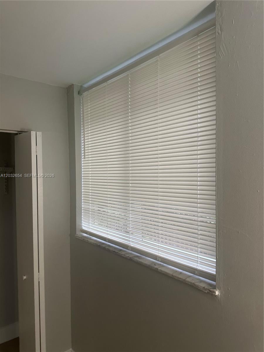 10090 Nw 80th Ct 1325 Property Photo 12