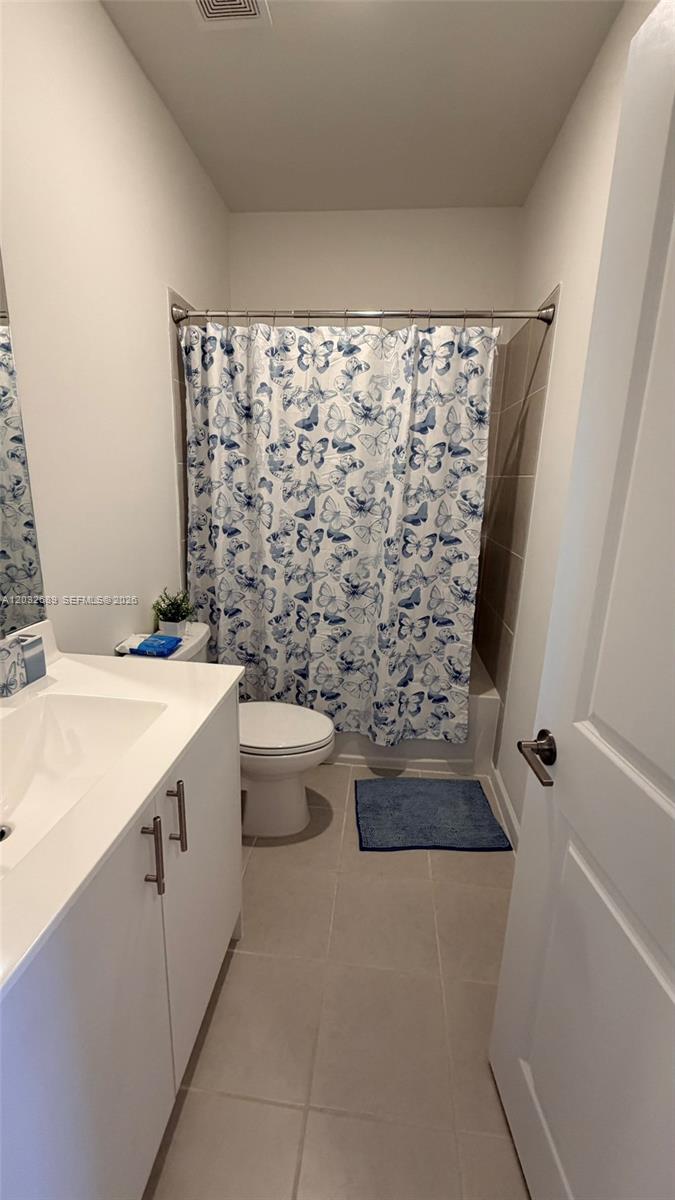 2424 Se 29th St Property Photo 13