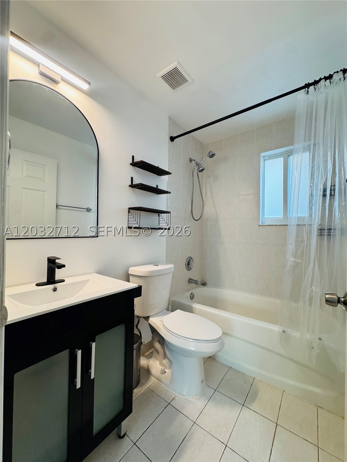 363 Ne 35th Ter Property Photo 15
