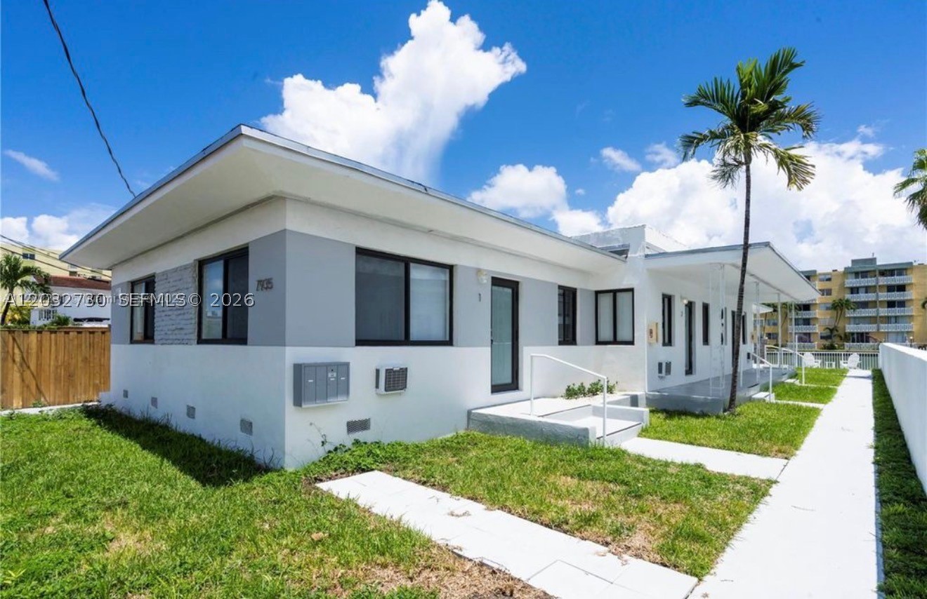 7935 Crespi Blvd 3 Property Photo 1