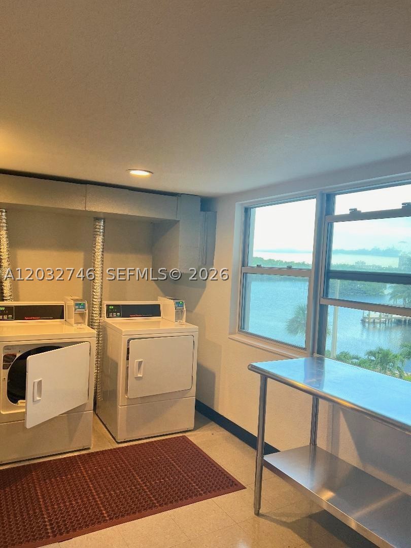 400 Kings Point Dr 309 Property Photo 26