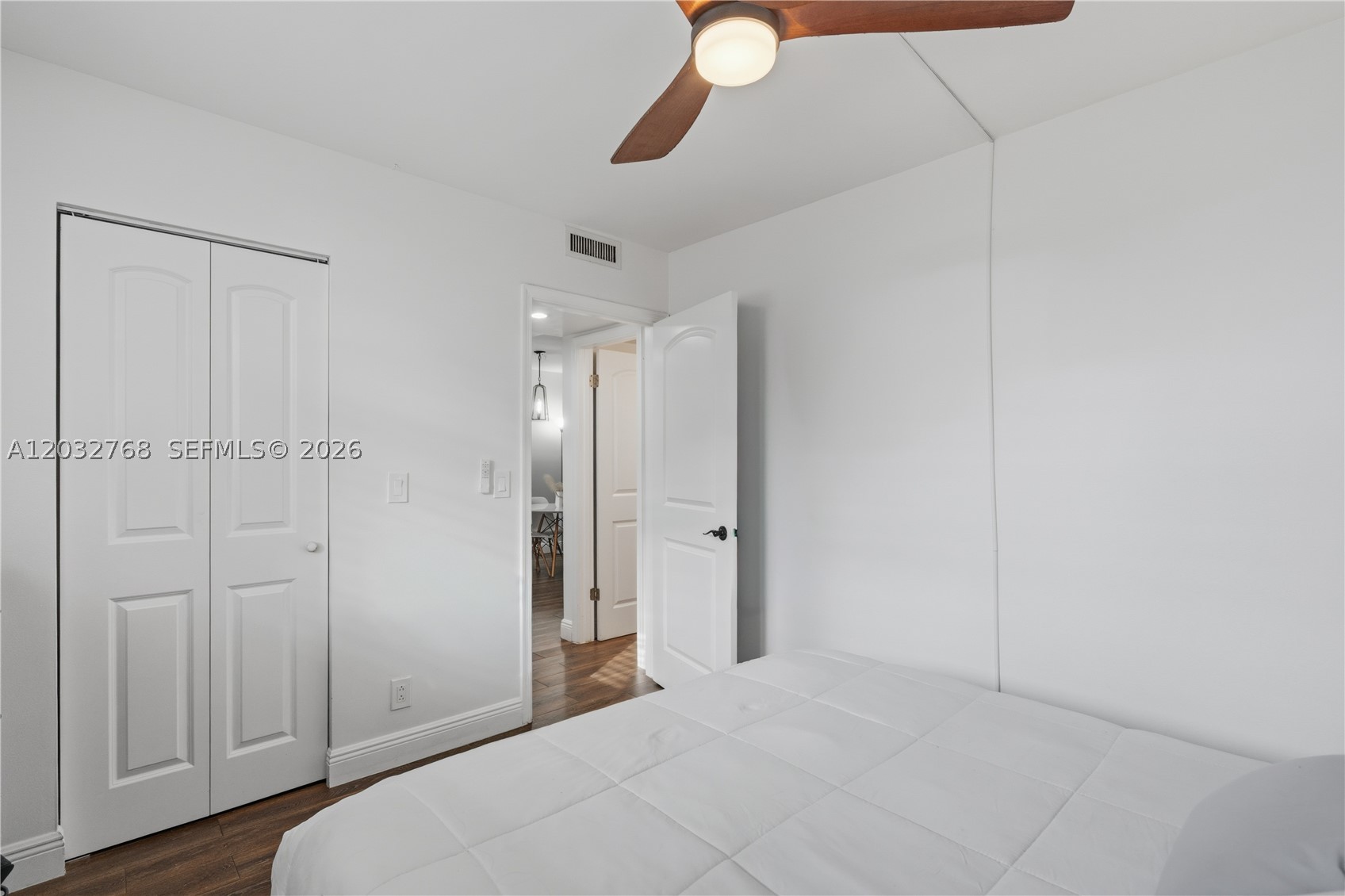 9340 Lagoon Pl 304 Property Photo 13