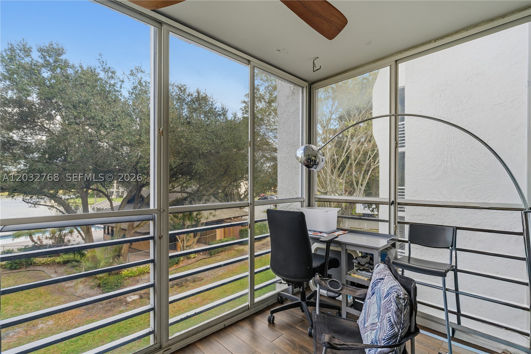 9340 Lagoon Pl 304 Property Photo 16