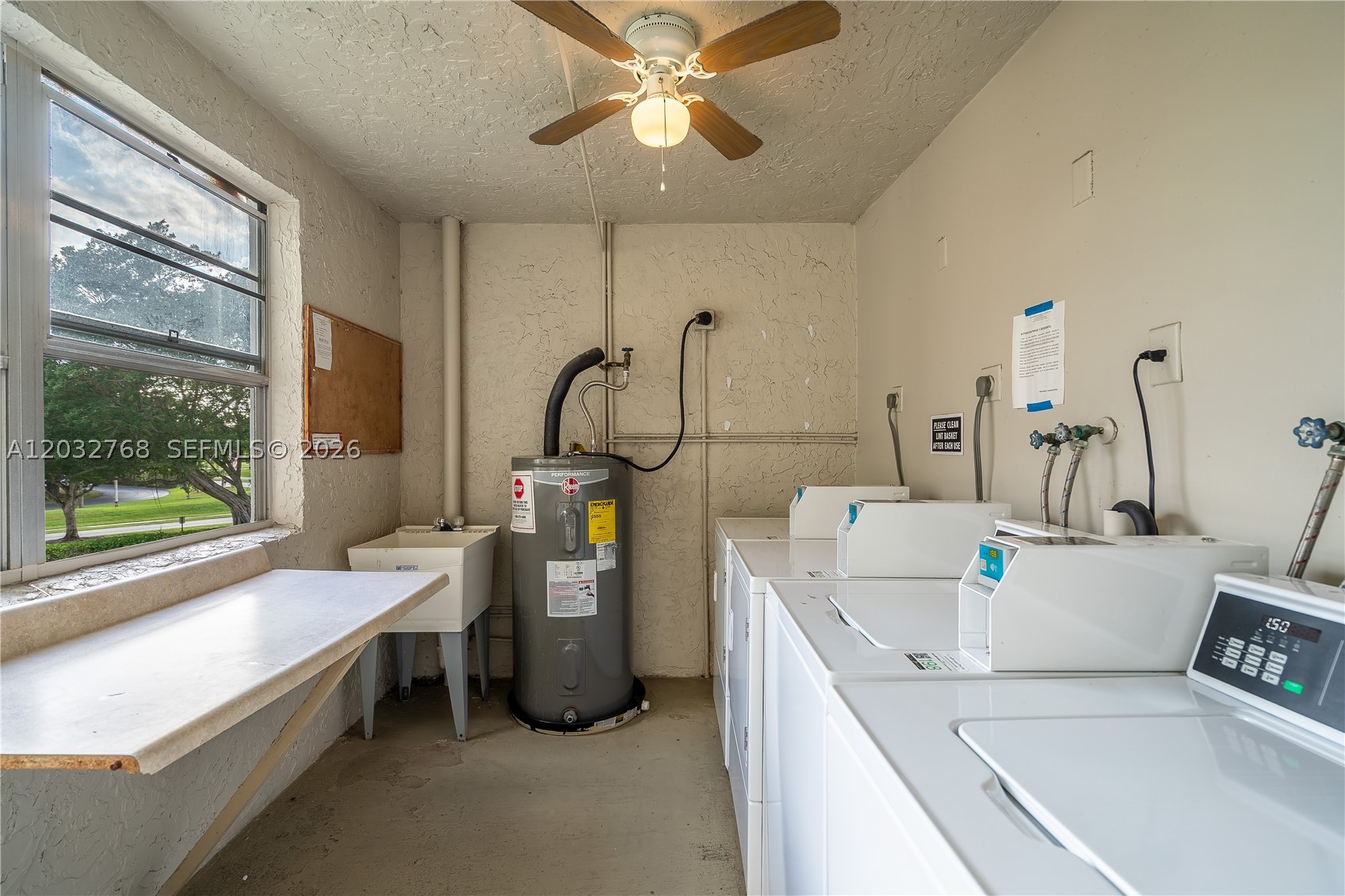 9340 Lagoon Pl 304 Property Photo 31