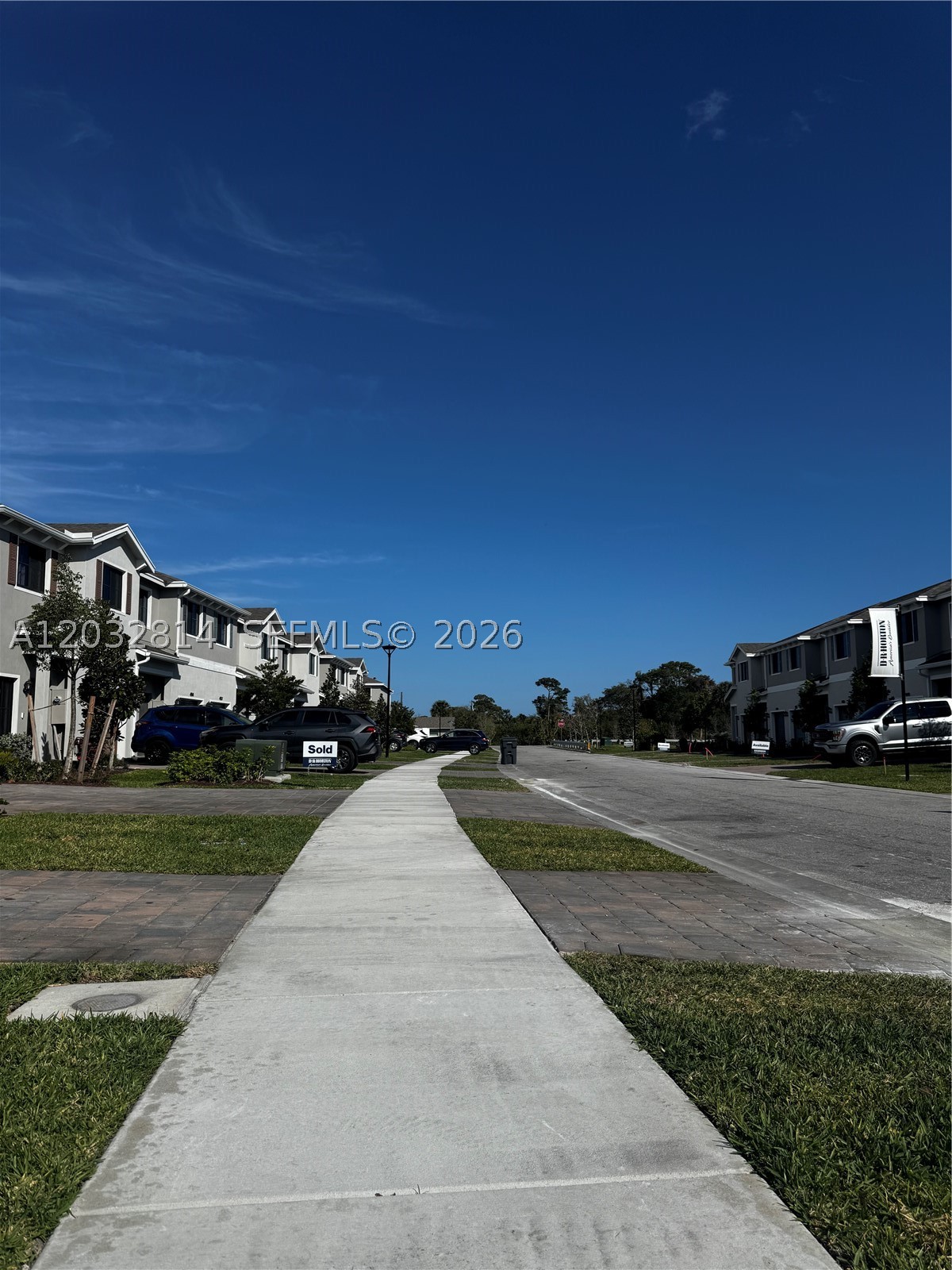 4860 Dillion St 4860 Property Photo 2