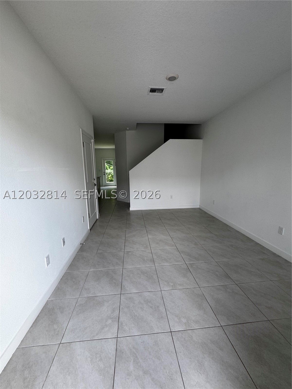4860 Dillion St 4860 Property Photo 6