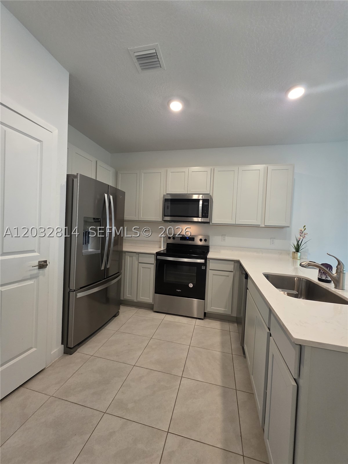 4860 Dillion St 4860 Property Photo 8