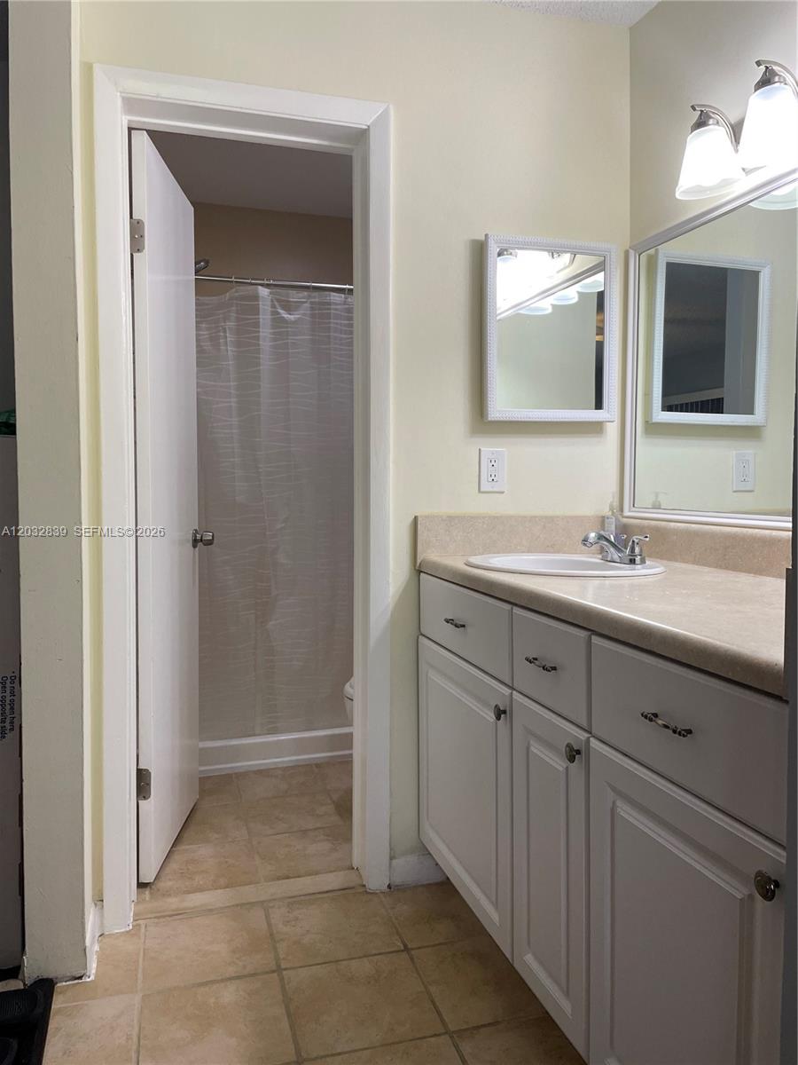 3871 N Carambola Cir N 2955 Property Photo 10