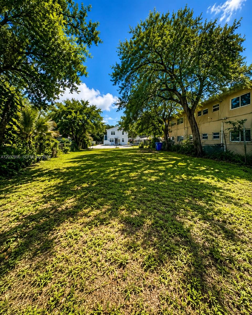 5650 N Miami Ave Property Photo 11