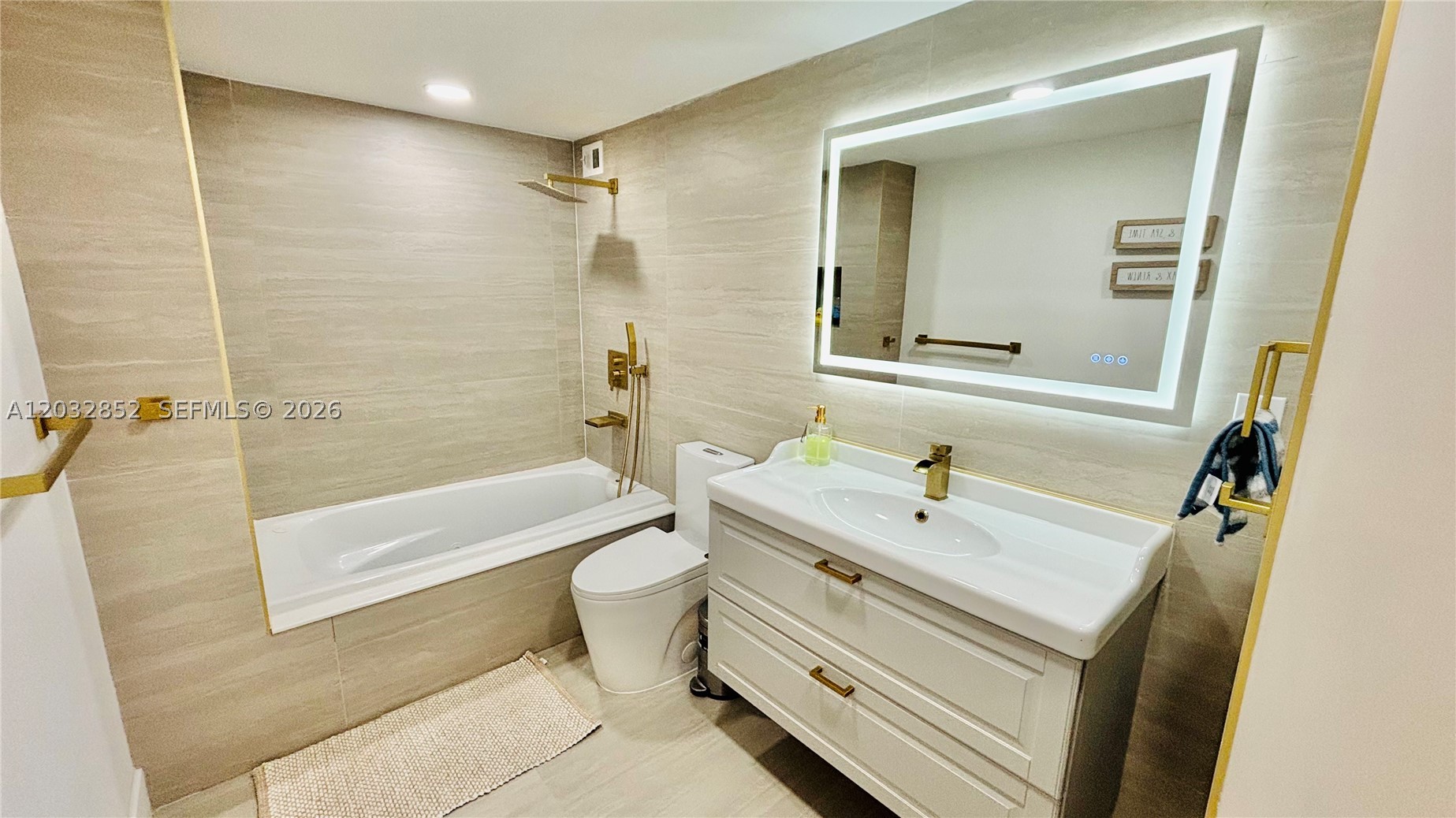 11111 Ne Biscayne Blvd 16a Property Photo 42