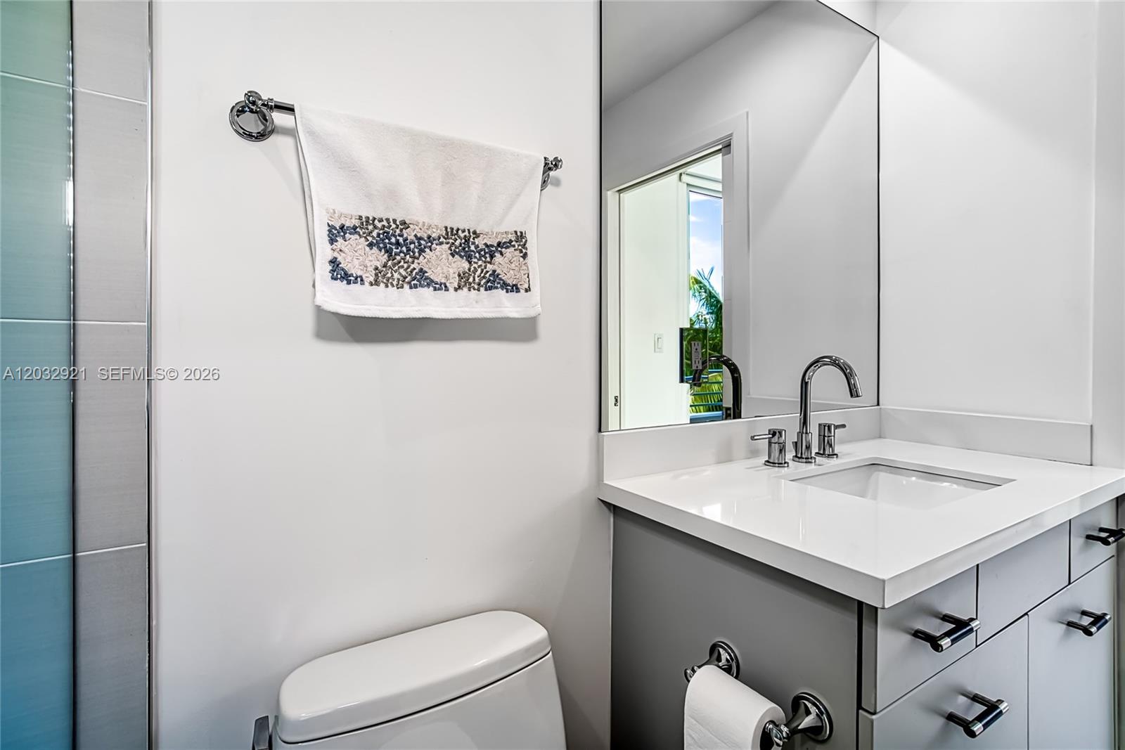 A12032921 Property Photo 18