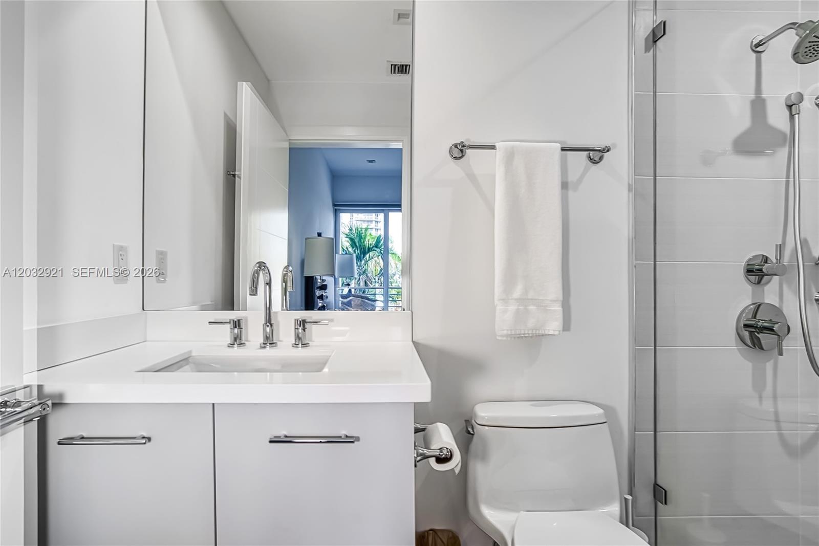 A12032921 Property Photo 33