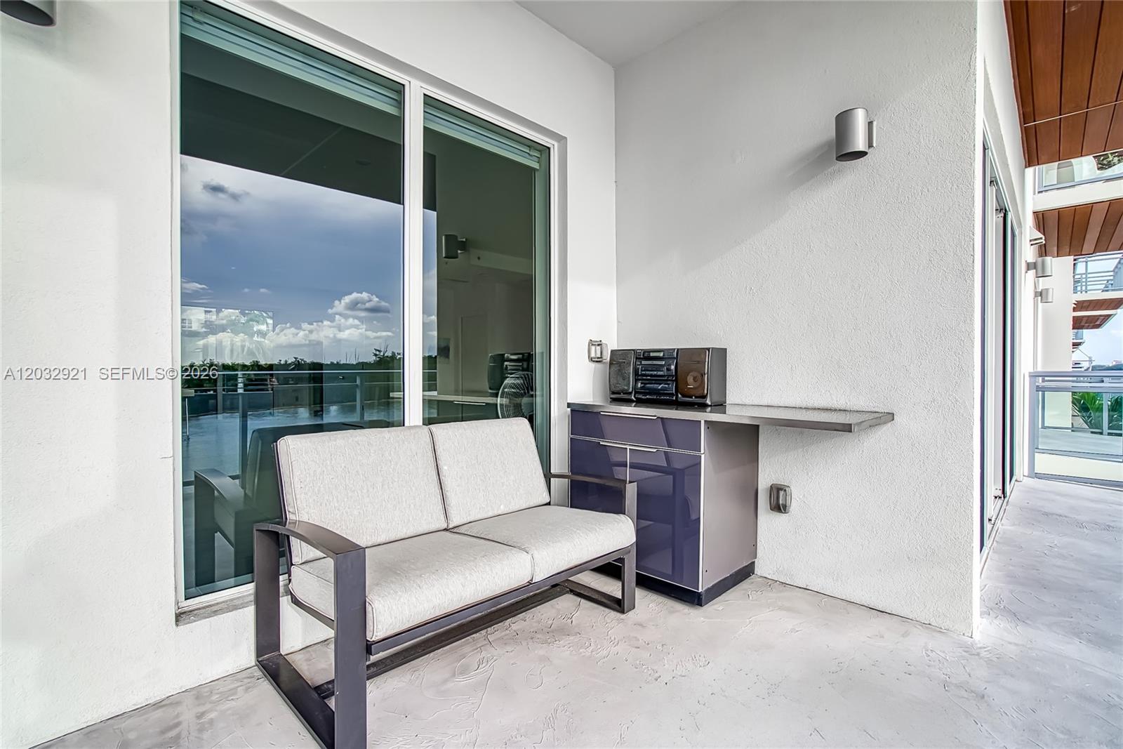 A12032921 Property Photo 51
