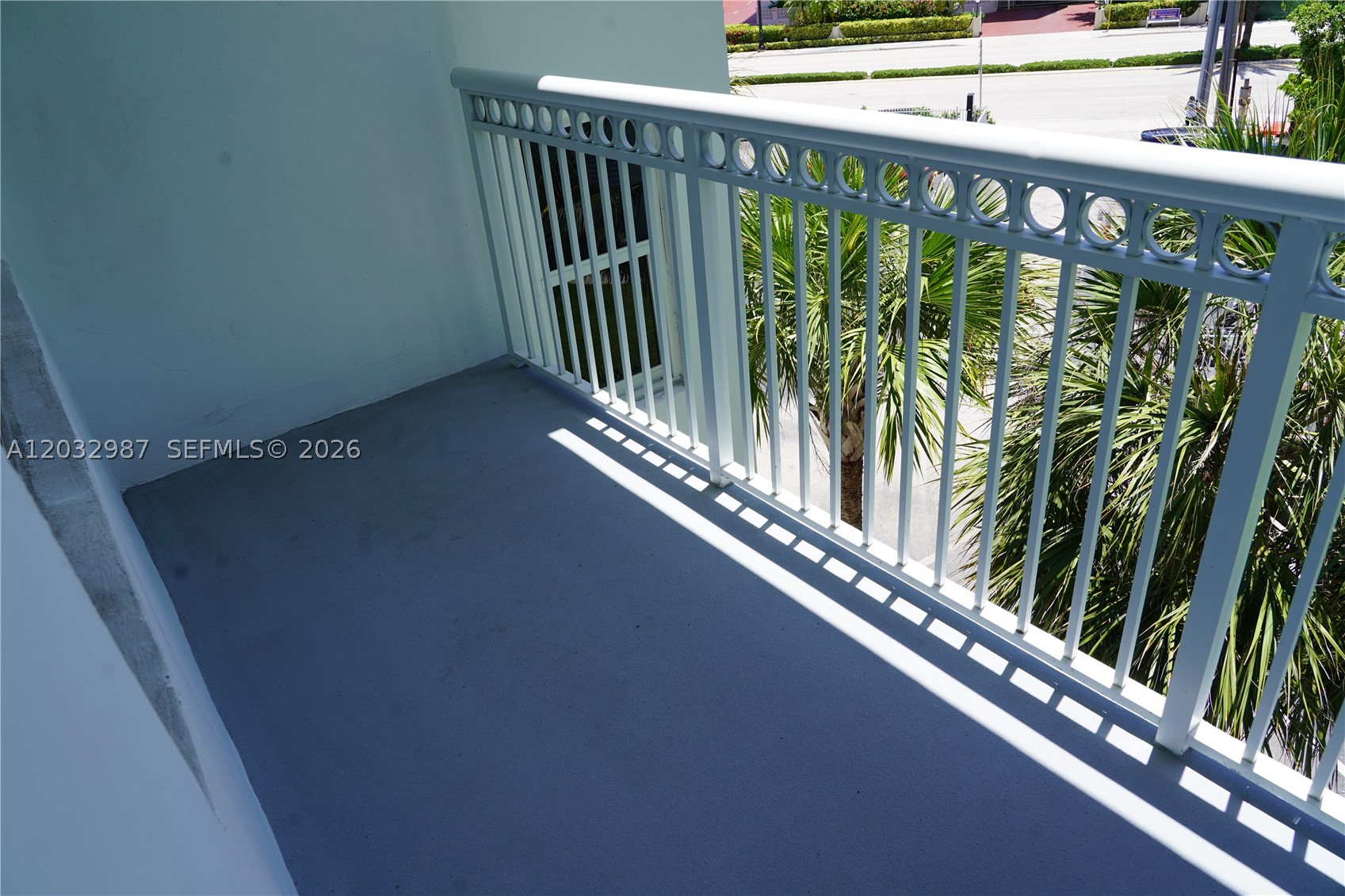 1913 S Ocean Dr 405 Property Photo 14
