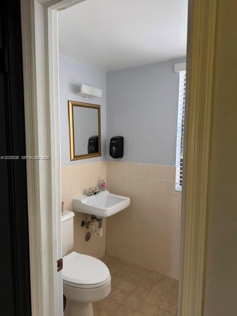 4627 Ponce De Leon Blvd Property Photo 25