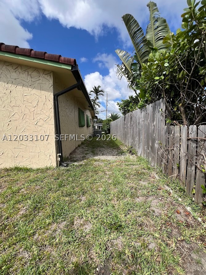 1881 Nw 36th St Property Photo 5