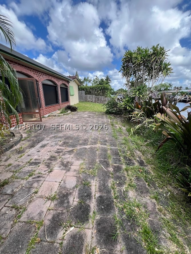 1881 Nw 36th St Property Photo 7