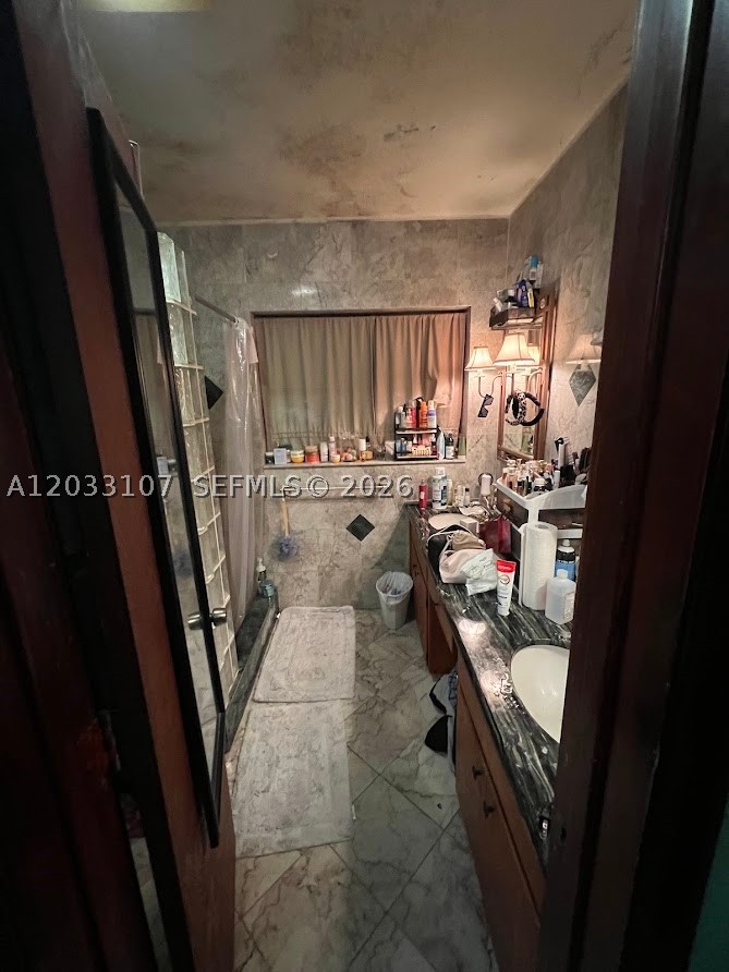 1881 Nw 36th St Property Photo 15
