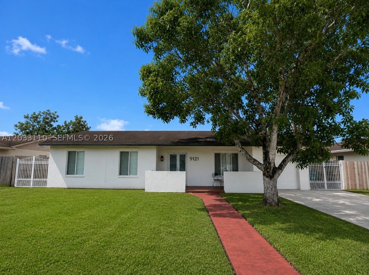 11104 Sw 155th Ter Property Photo 1