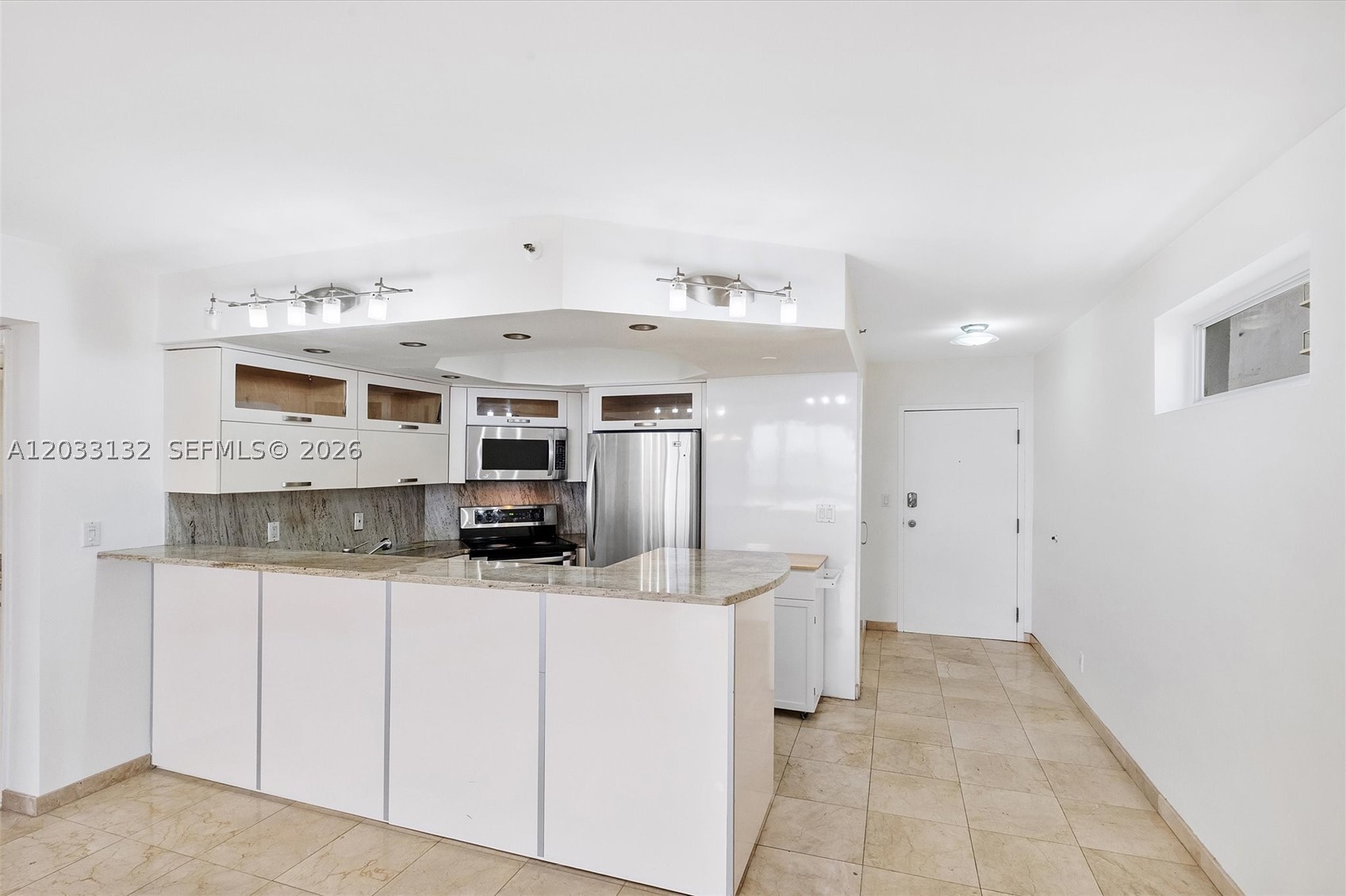 8911 Collins Ave 605 Property Photo 7