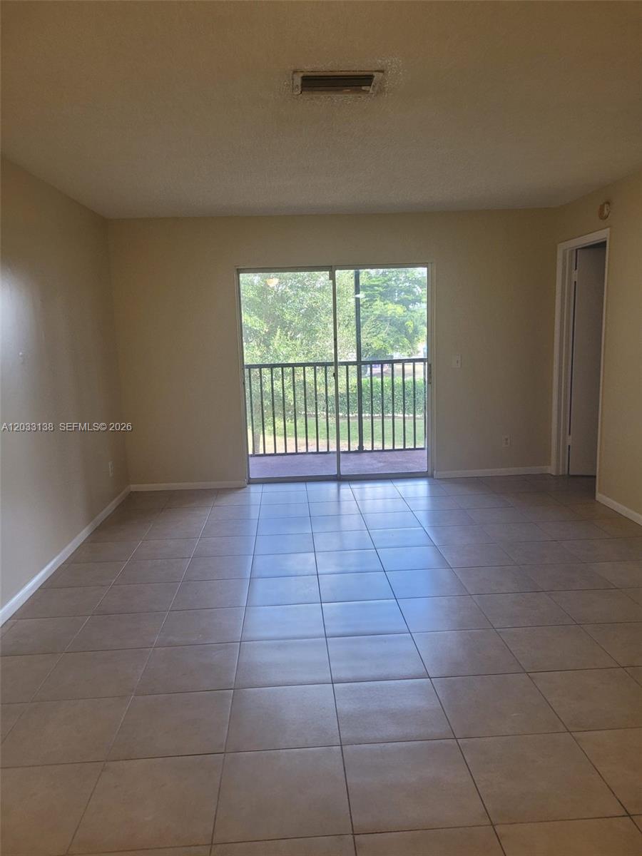 785 Nw 103rd Ter 202 Property Photo 14