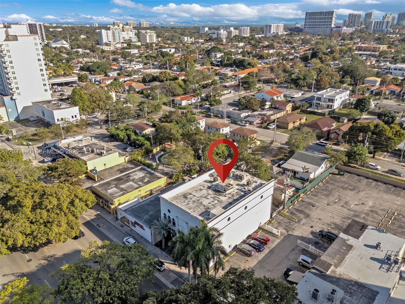 3138 Coral Way Property Photo 4