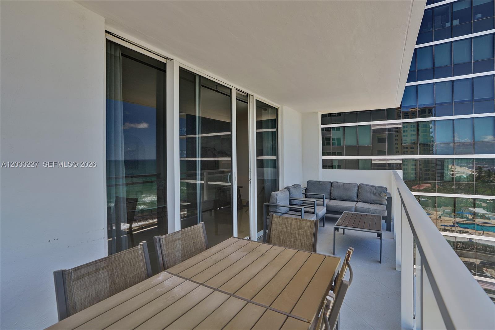 2030 S Ocean Dr 821 Property Photo 34