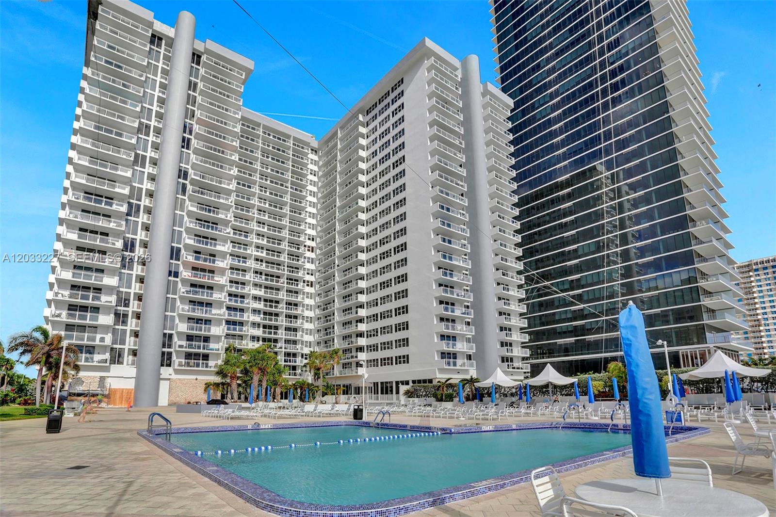 2030 S Ocean Dr 821 Property Photo 38