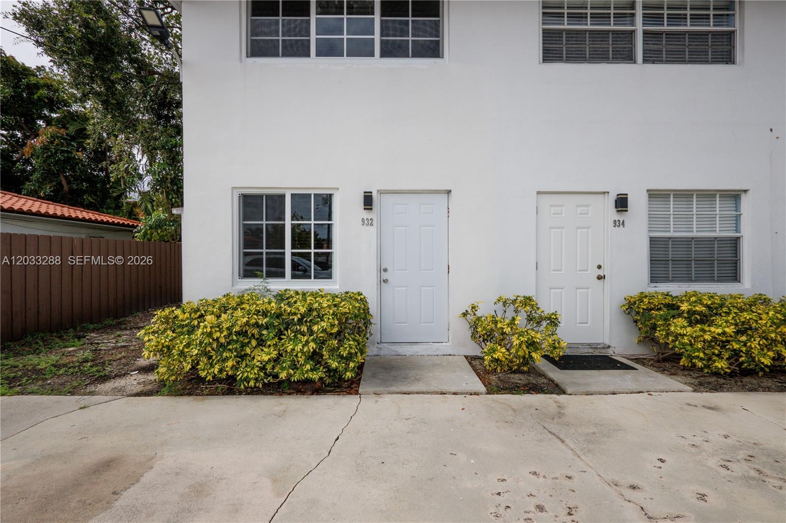 932 SW 6th St 5 Property Photo 1