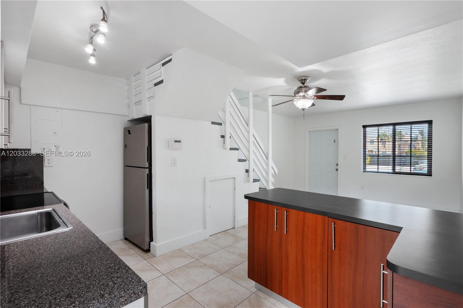 932 Sw 6th St 5 Property Photo 10