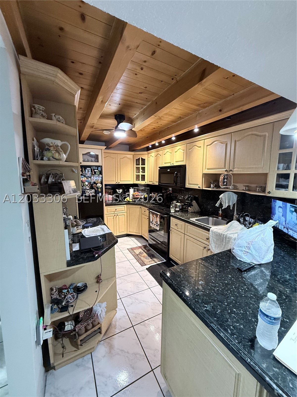 1975 W 44th Pl 401 Property Photo 8