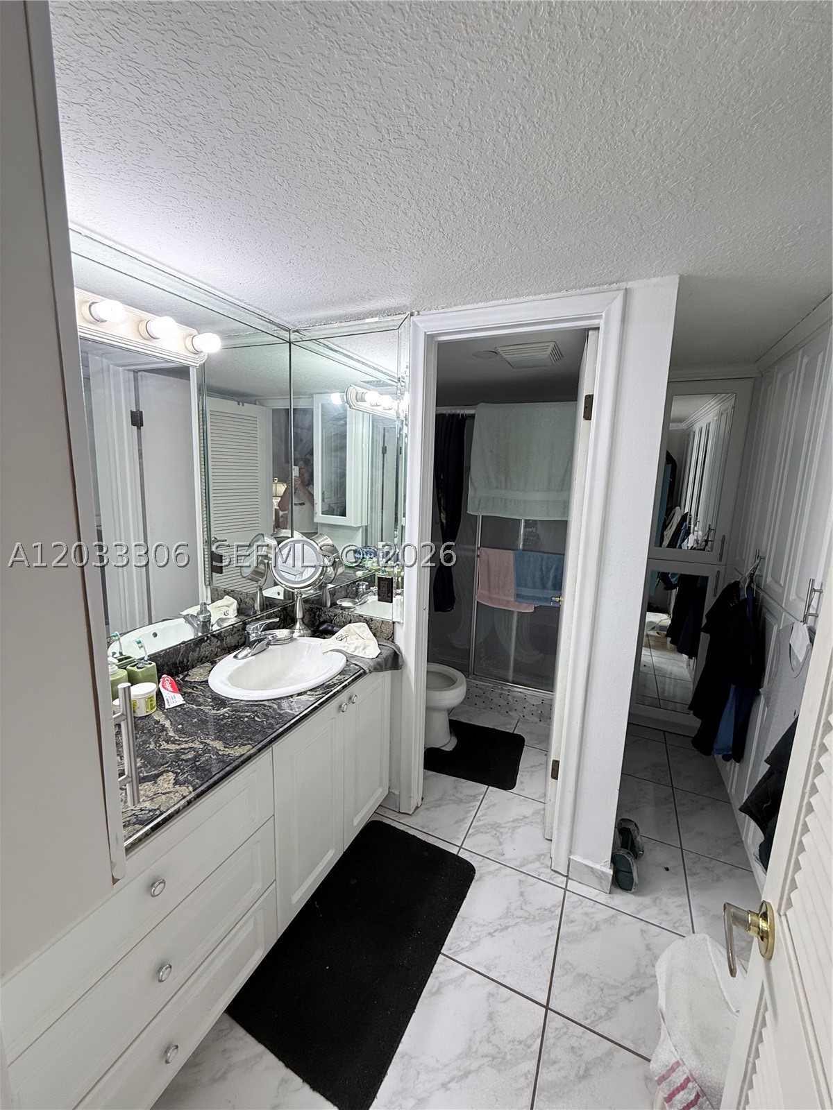 1975 W 44th Pl 401 Property Photo 12