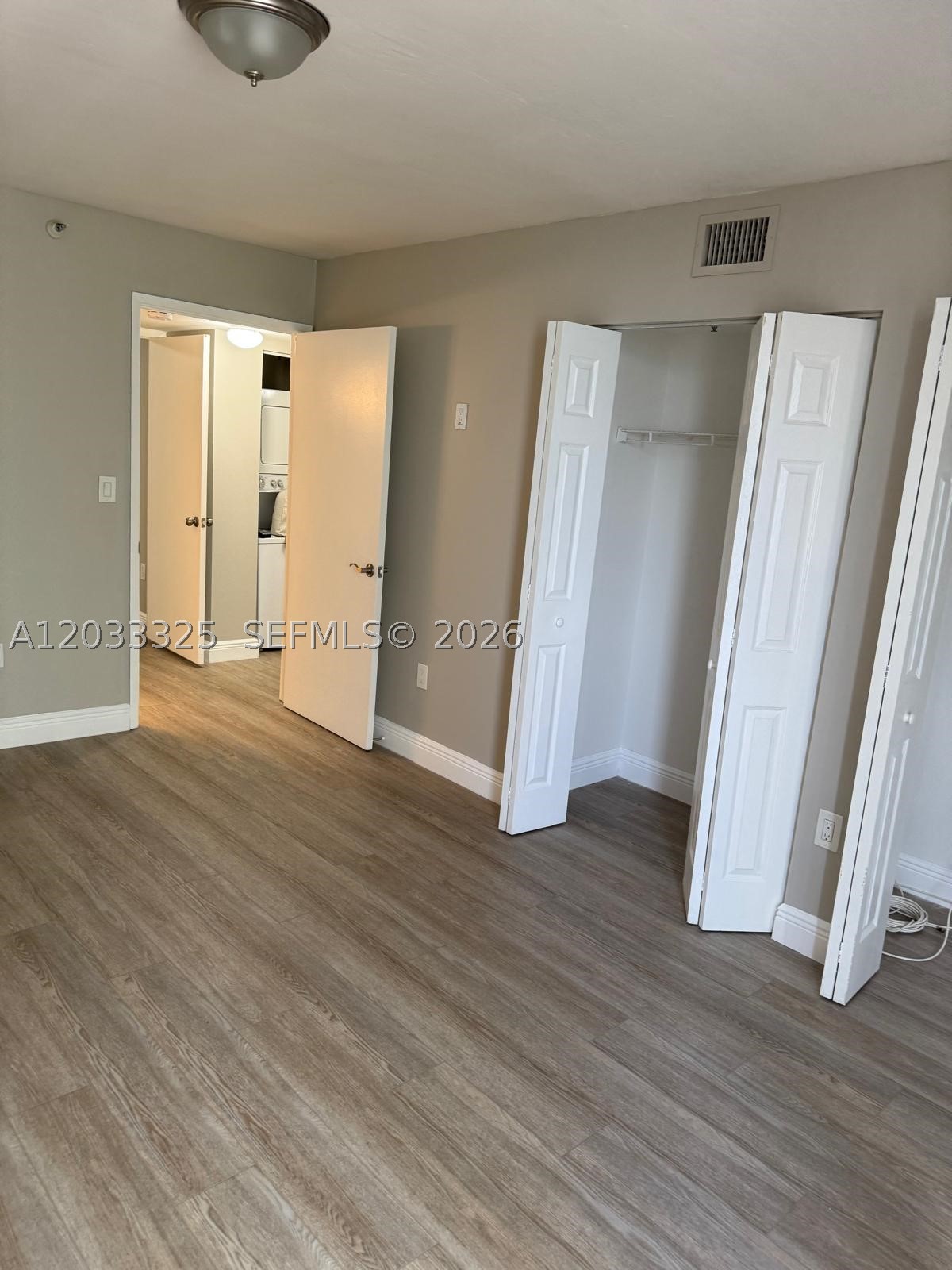 7832 Collins Ave 406 Property Photo 9