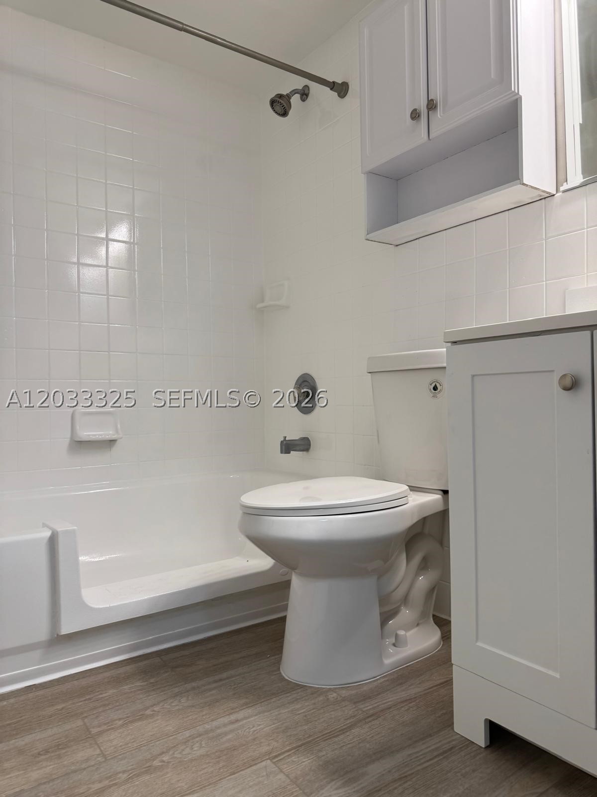7832 Collins Ave 406 Property Photo 14