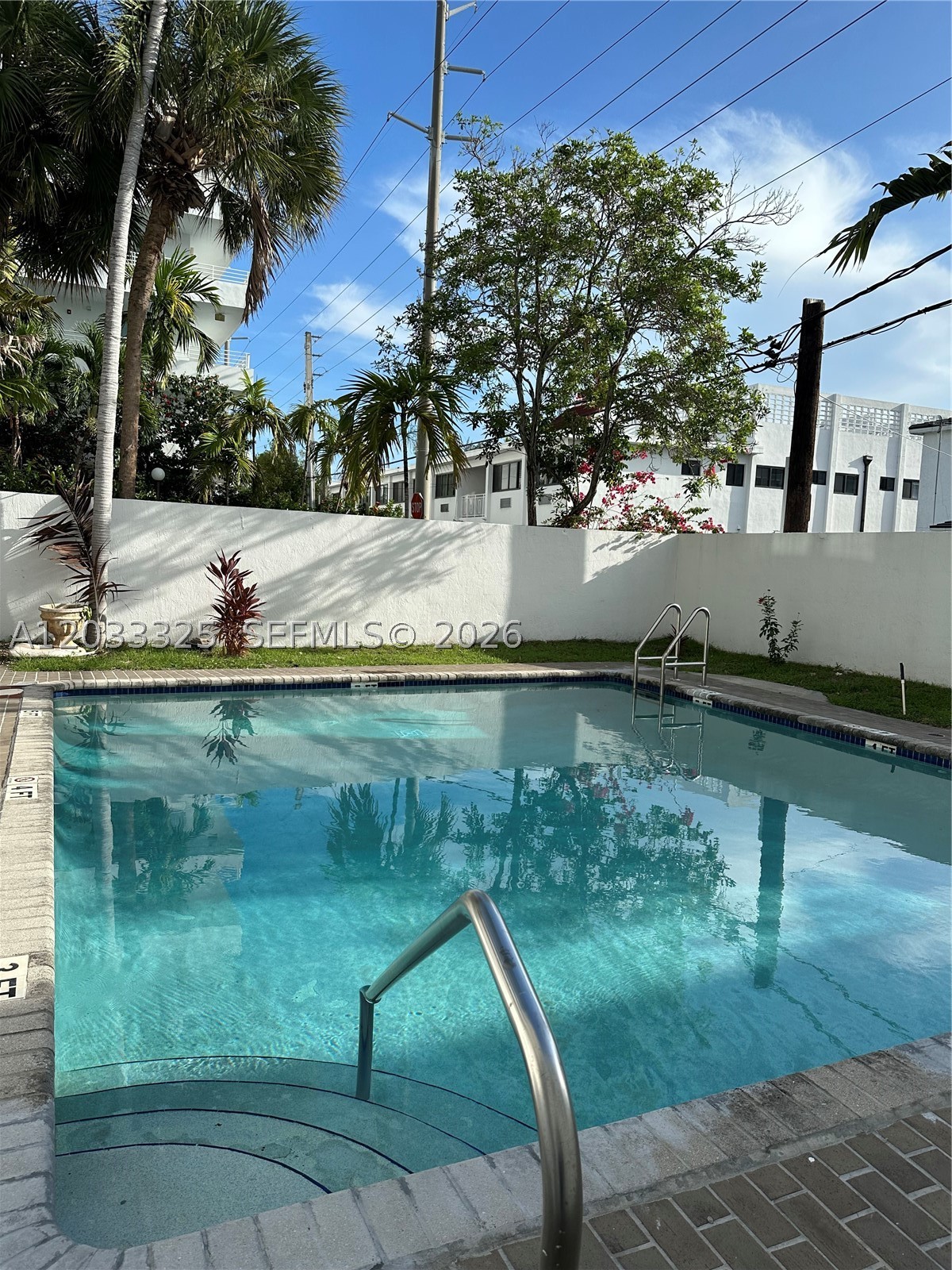 7832 Collins Ave 406 Property Photo 17