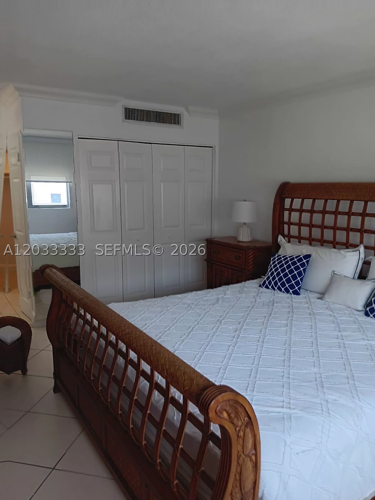 9225 Collins Ave 1206 Property Photo 7