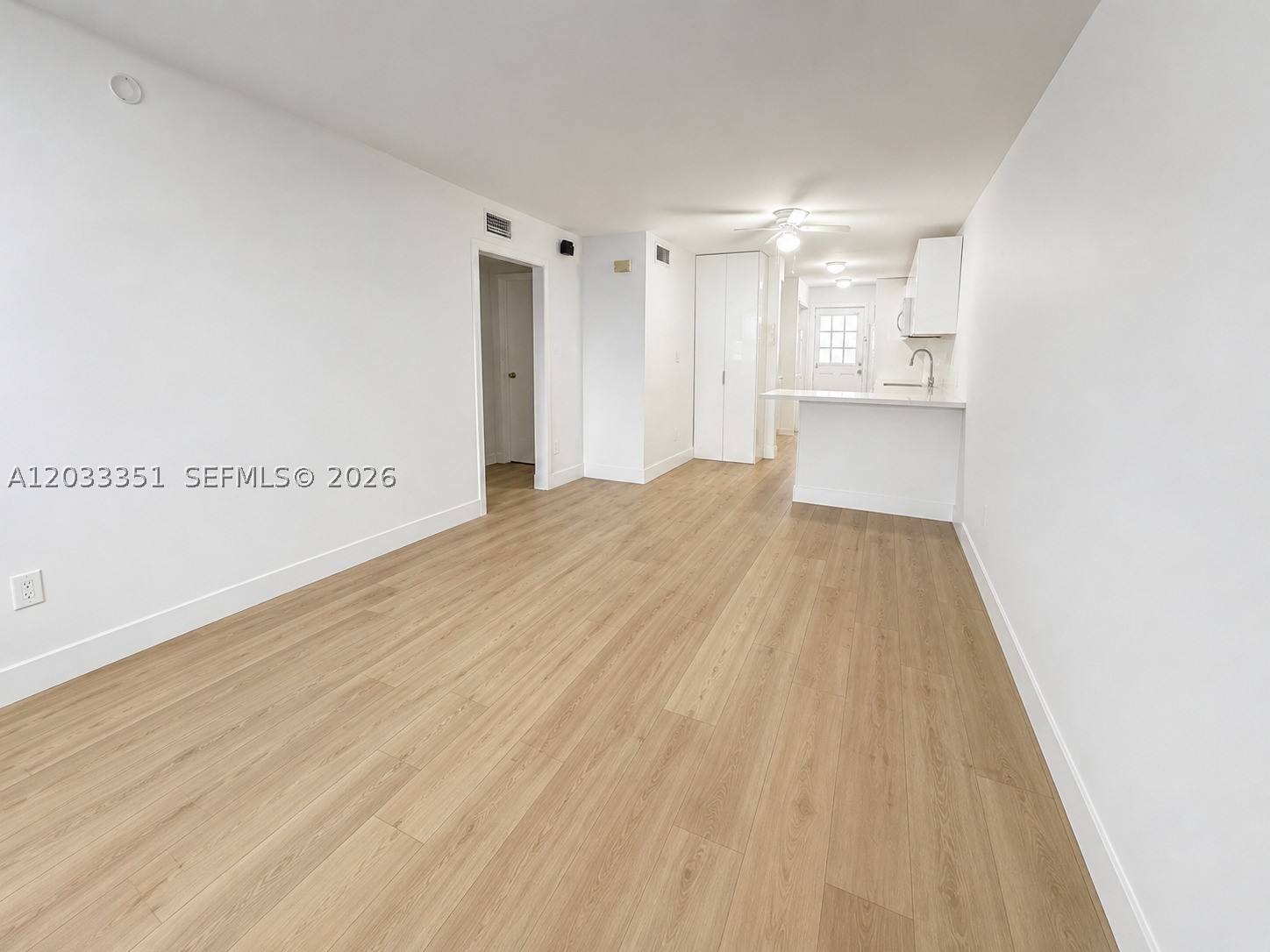 301 Bonaventure Blvd 7 Property Photo 2