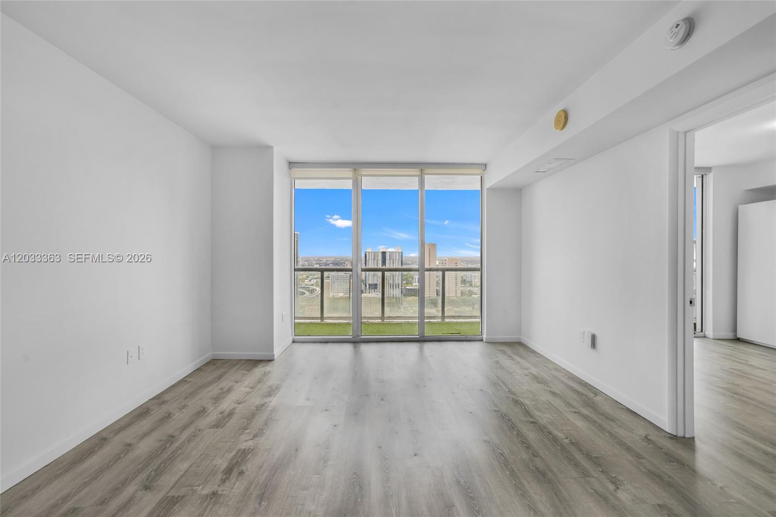 50 Biscayne Blvd 4307 Property Photo 2