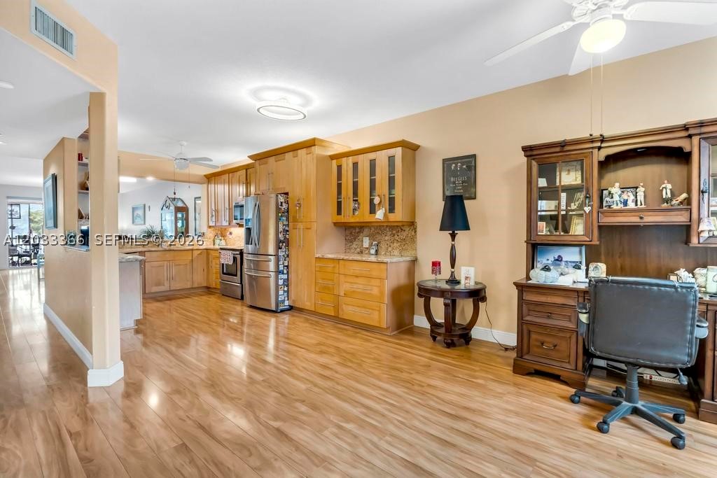 7727 Southampton Ter 202 Property Photo 1