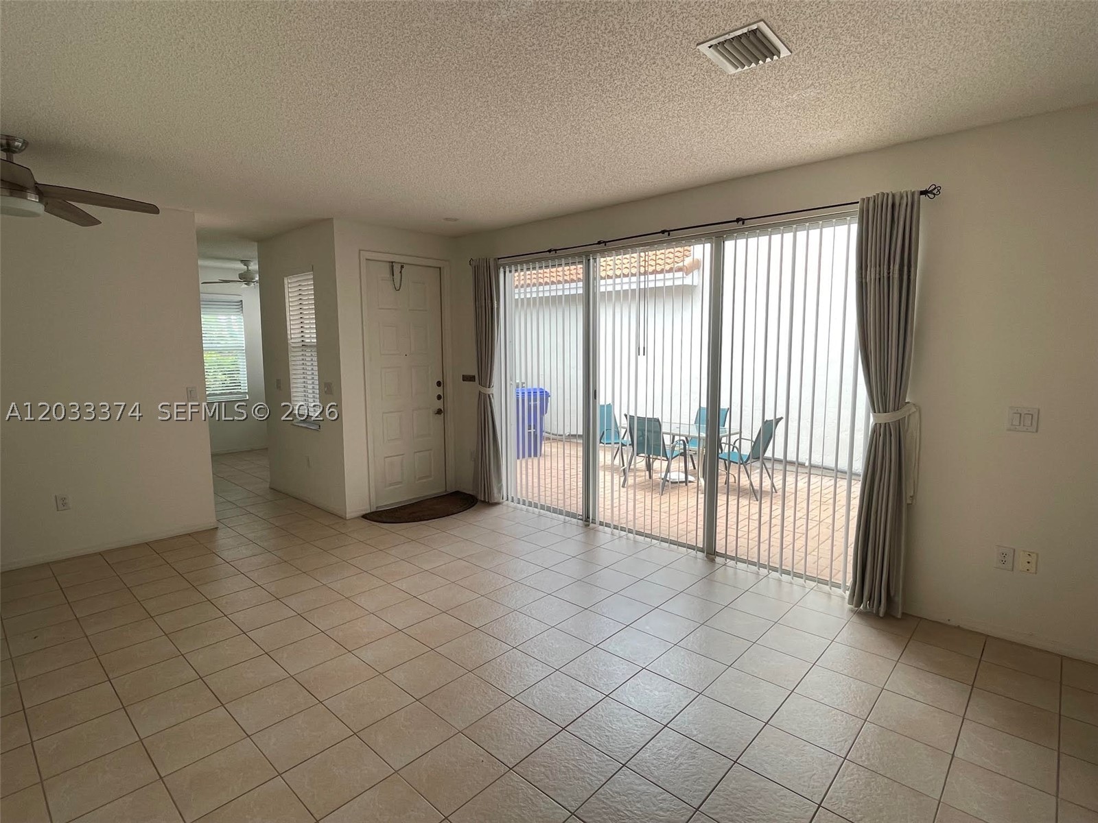 1521 Seagrape Way Property Photo 6