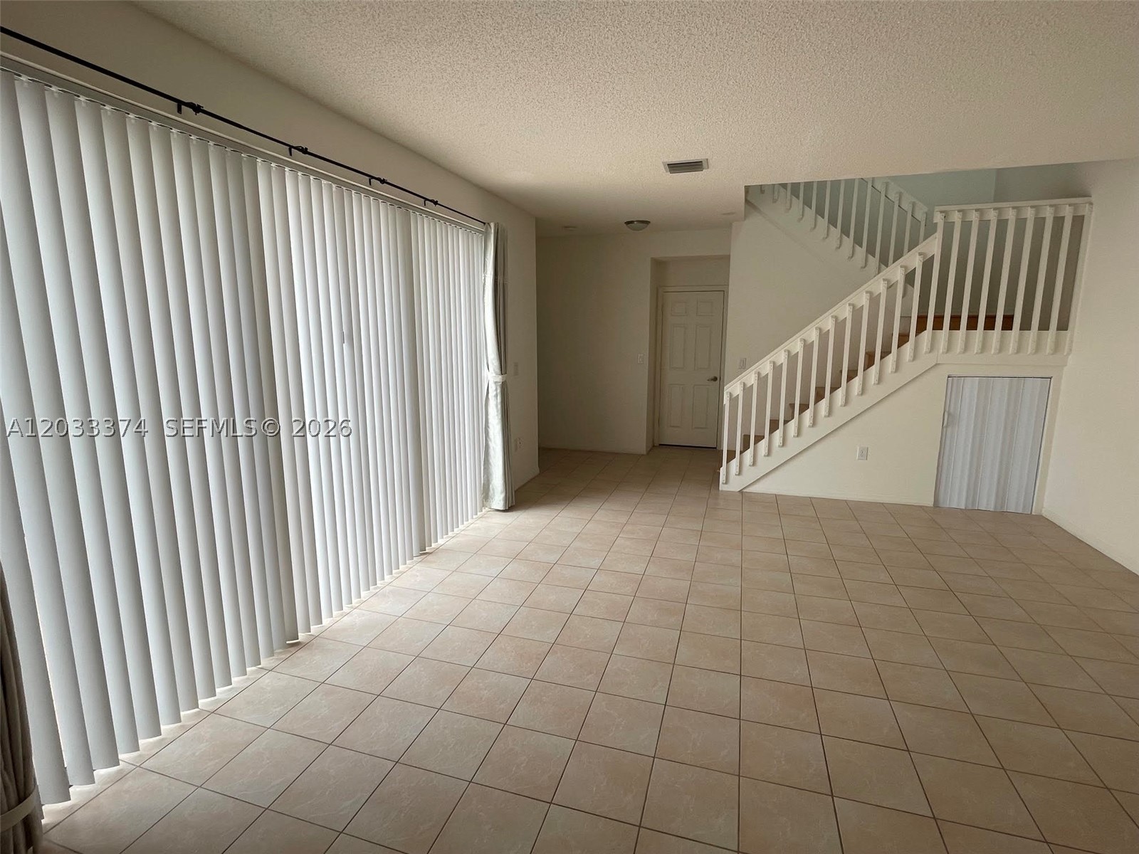 1521 Seagrape Way Property Photo 7